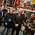 Remise de la ceinture de Champion de France de Boxe à Hasis HANDAMI au club de boxe de Benza