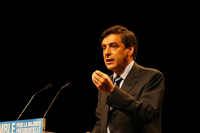 Marseille- 23 mai 2007 : meeting de lancement des Législatives avec François FILLON