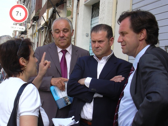 Visite de quartier, avec Renaud MUSELIER, mardi 5 juin 2007