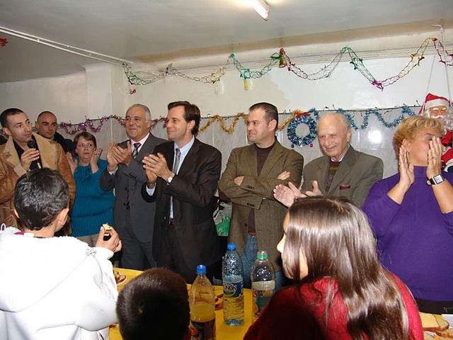 Renaud MUSELIER, Bruno GILLES et Bernard CANDULLO  : Goûter de Noël aux Marronniers